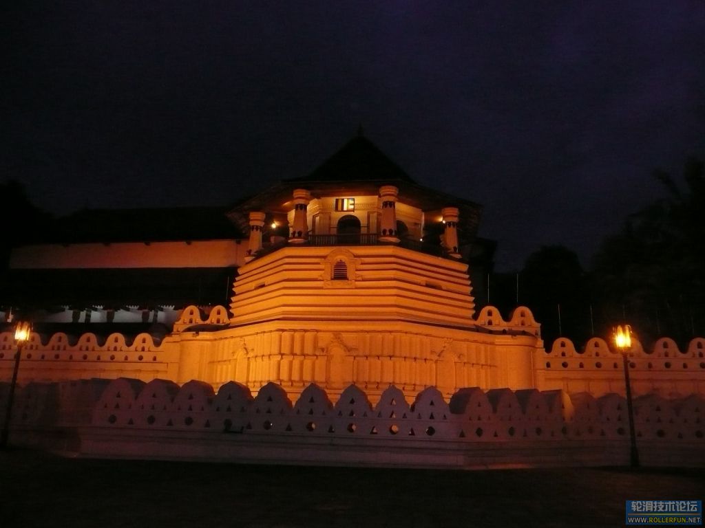 佛牙寺夜景