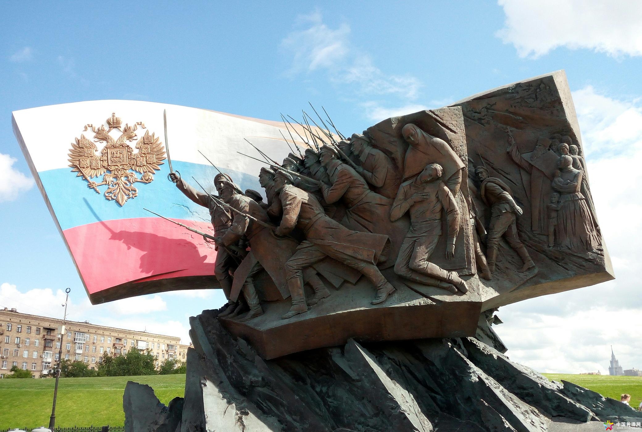 卫国战争胜利广场上的雕塑