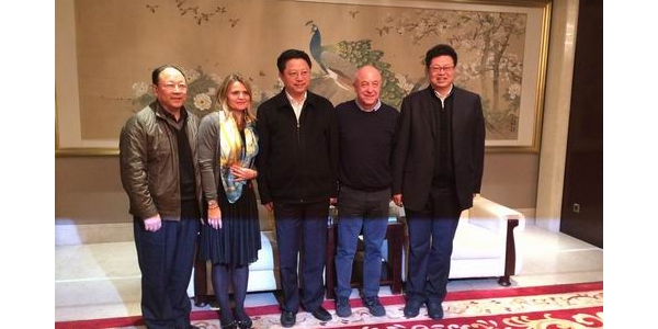 国际轮滑联合会主席访问南京